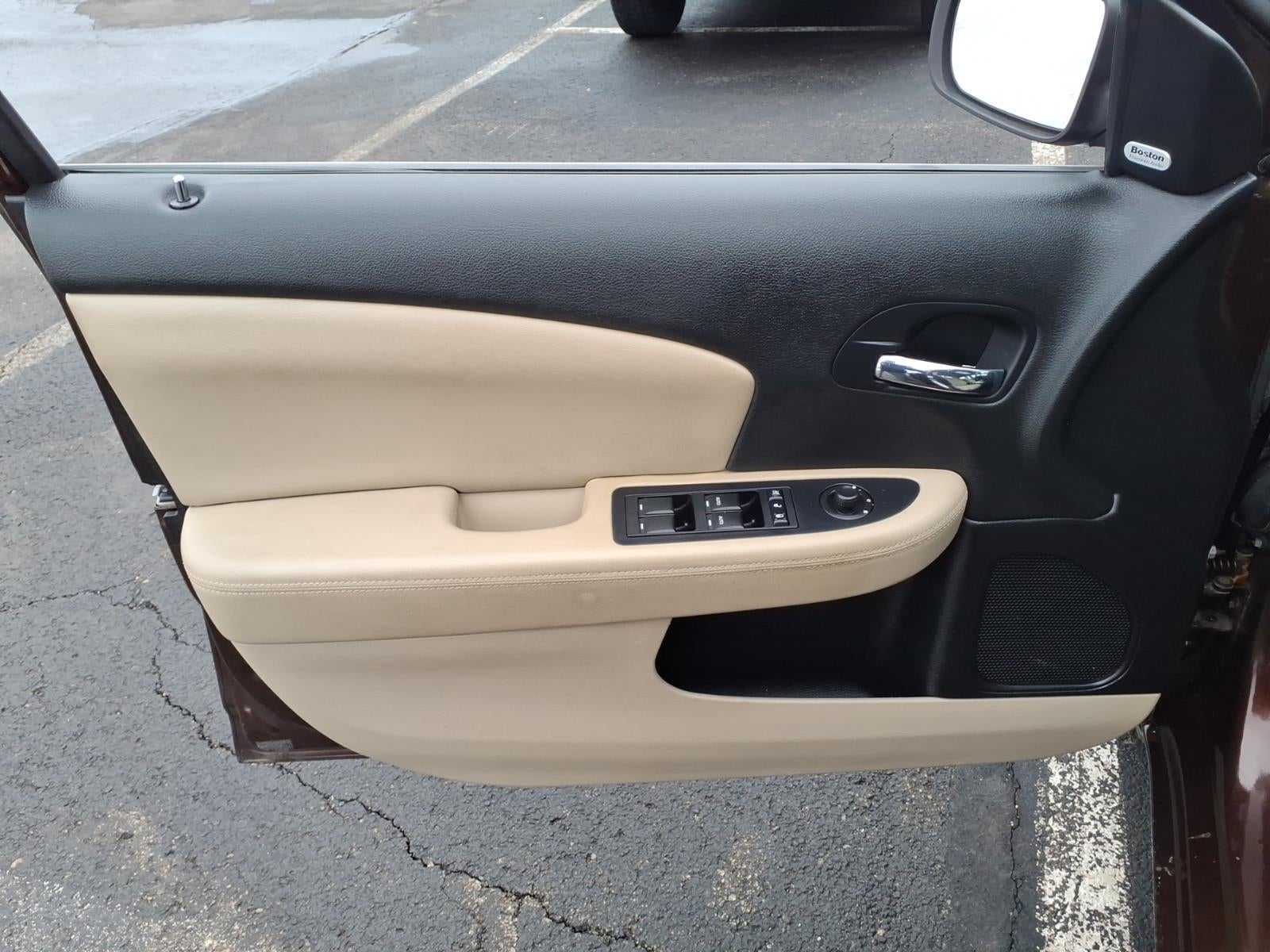 2013 Chrysler 200 Limited