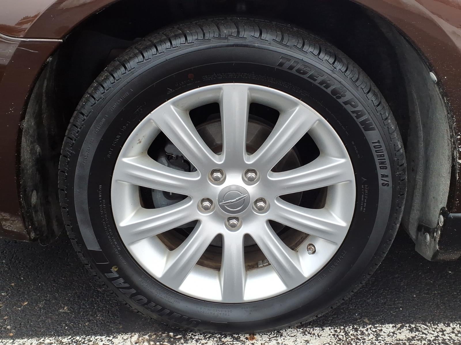 2013 Chrysler 200 Limited