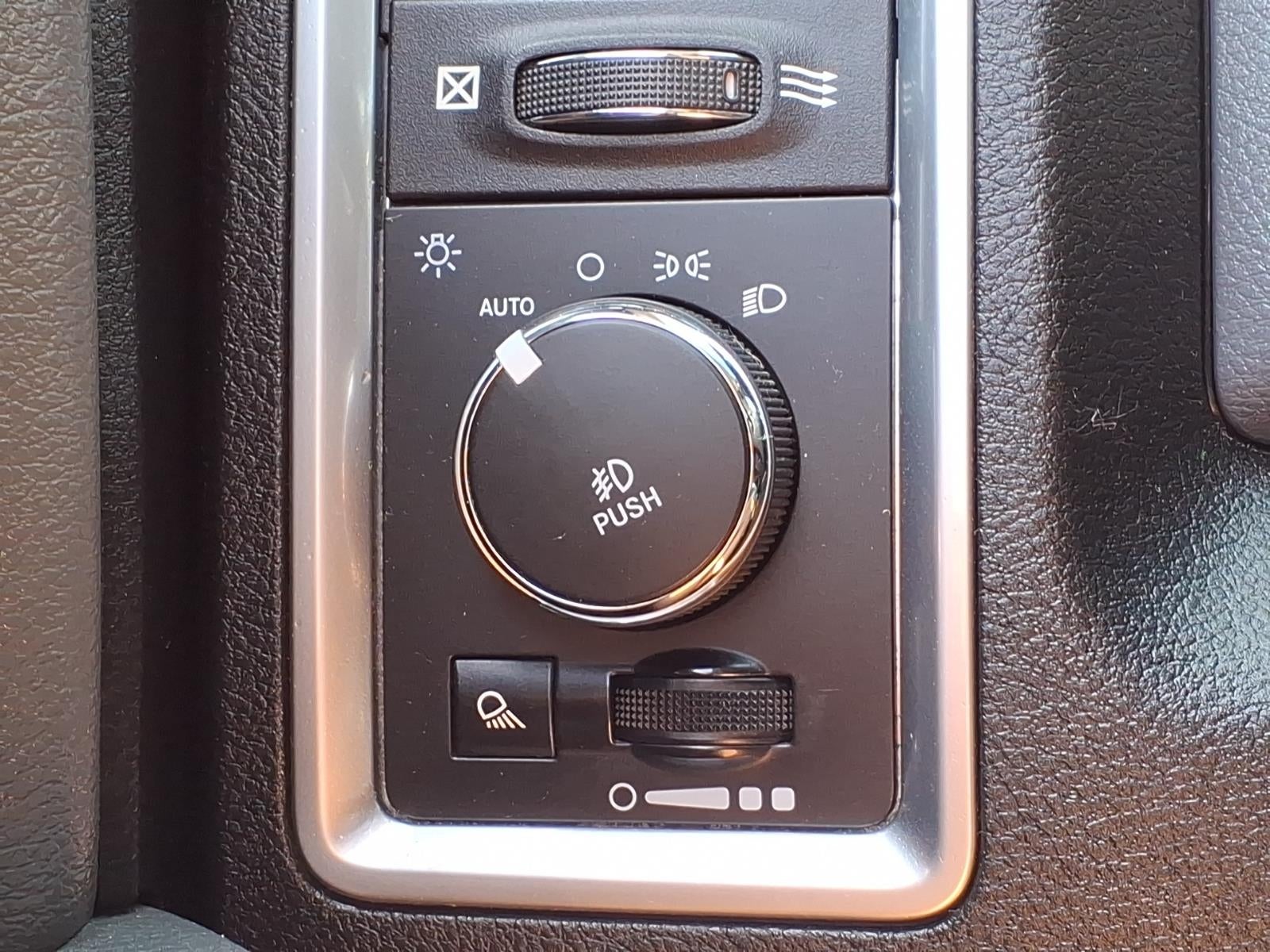 2019 RAM 1500 Classic Warlock Crew Cab 4x4 5'7' Box