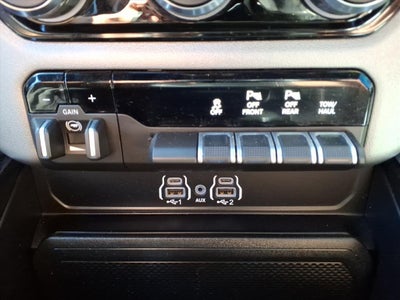 2025 RAM 1500 Big Horn Crew Cab 4x4 5'7' Box