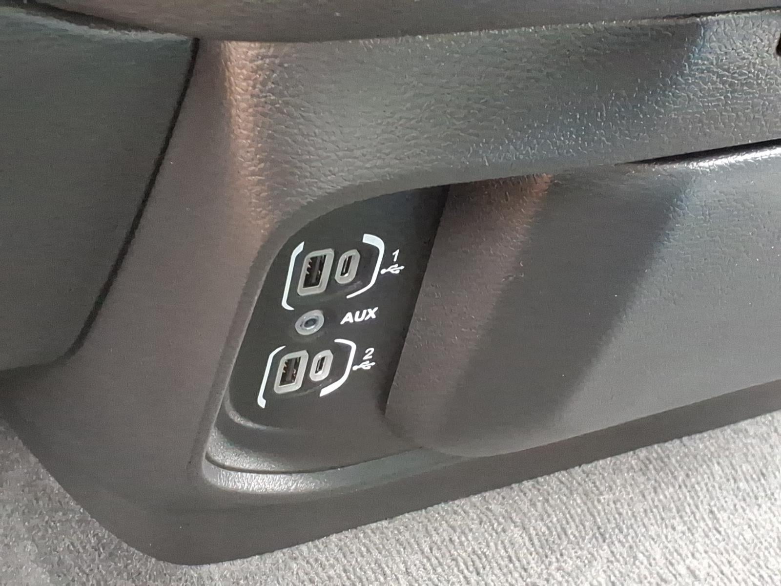 2022 RAM 1500 Big Horn Quad Cab 4x4 6'4' Box
