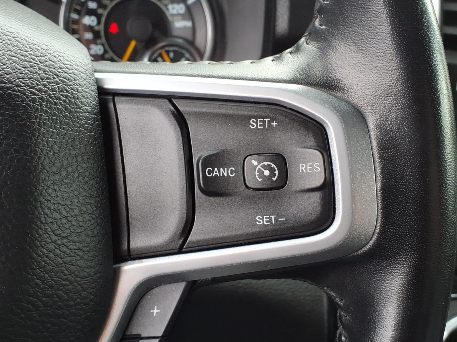 2022 RAM 1500 Big Horn Crew Cab 4x4 5'7' Box
