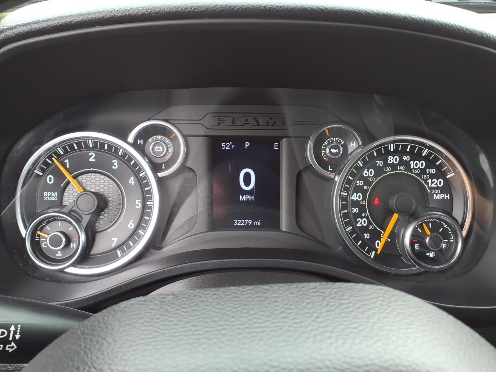 2022 RAM 1500 Big Horn Crew Cab 4x4 5'7' Box