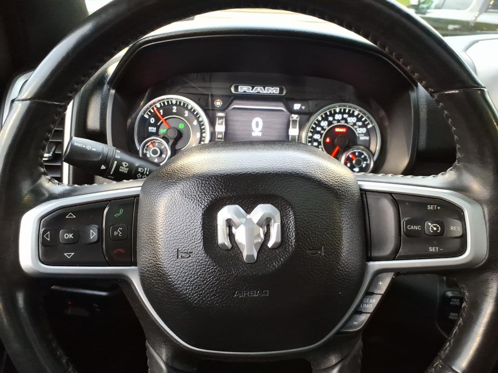 2022 RAM 1500 Big Horn Crew Cab 4x4 5'7' Box