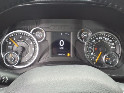 2022 RAM 1500 Big Horn Crew Cab 4x4 5'7' Box