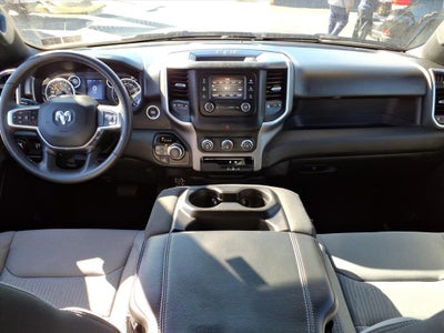 2022 RAM 1500 Big Horn Crew Cab 4x4 5'7' Box