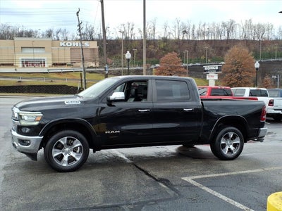 2022 RAM 1500 Laramie Crew Cab 4x4 5'7' Box
