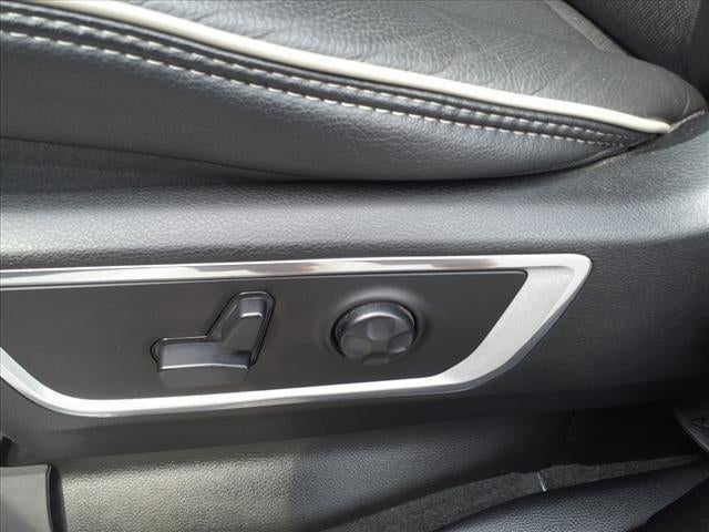 2021 RAM 1500 Laramie Crew Cab 4x4 5'7' Box