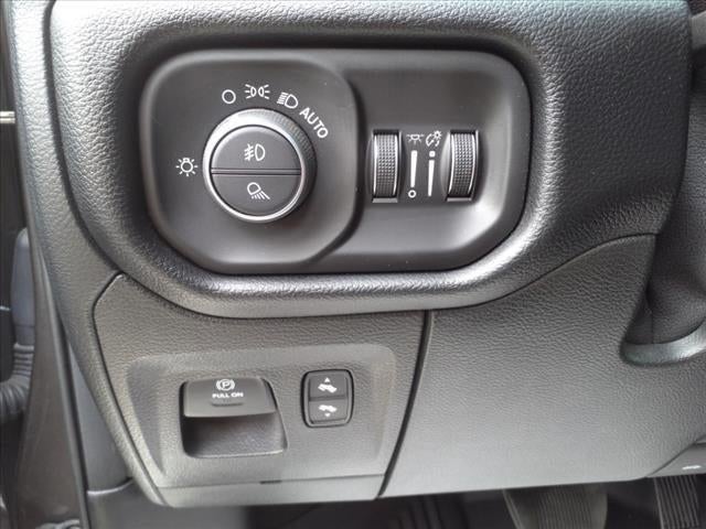 2021 RAM 1500 Laramie Crew Cab 4x4 5'7' Box