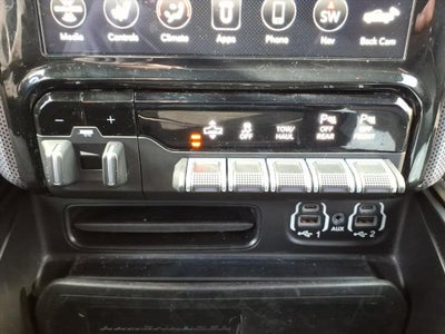 2021 RAM 1500 Limited Crew Cab 4x4 6'4' Box