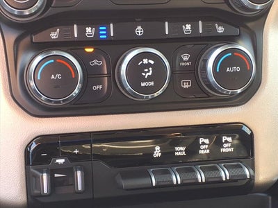 2022 RAM 1500 Laramie Crew Cab 4x4 6'4' Box