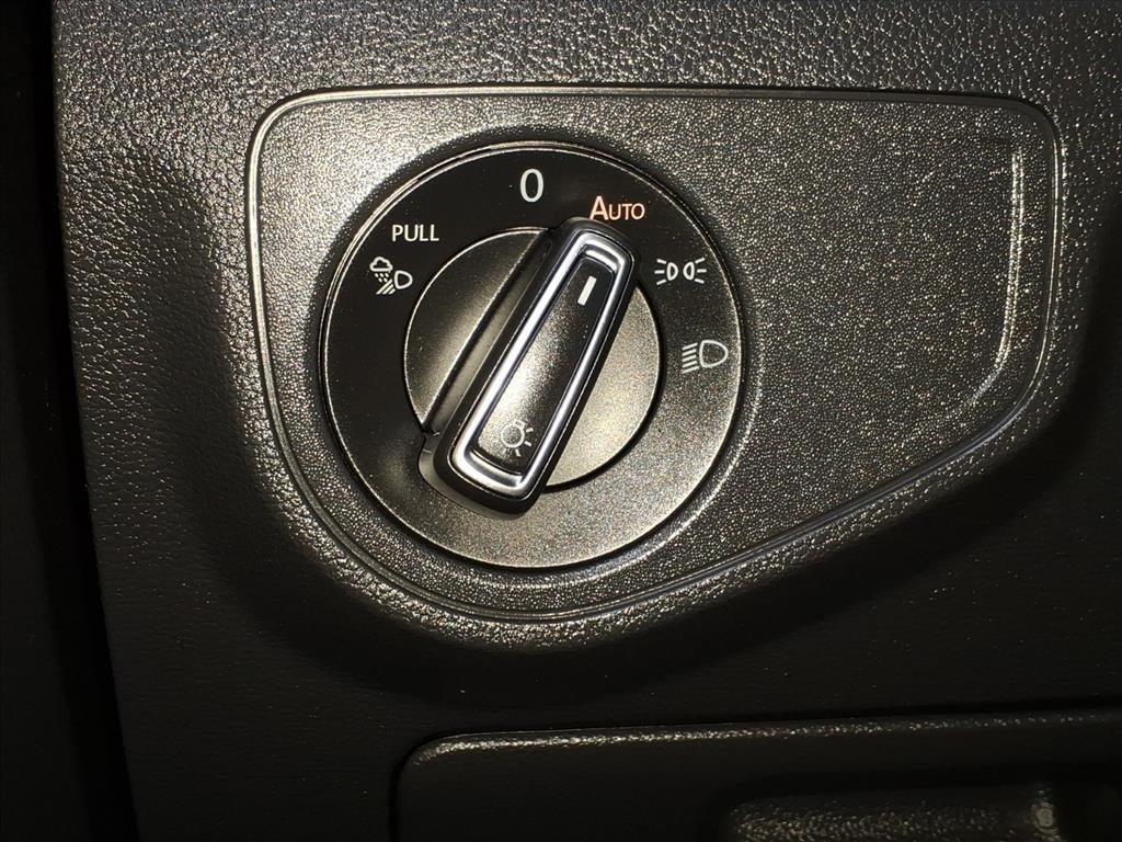 2023 Volkswagen Atlas Cross Sport 2.0T SEL