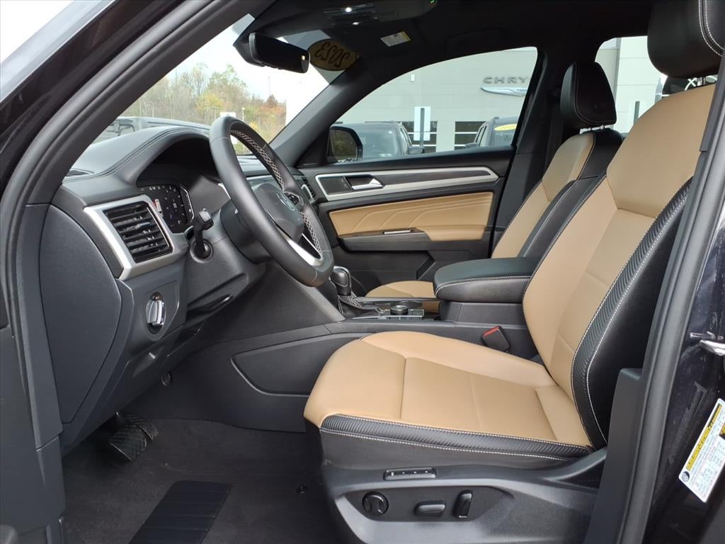 2023 Volkswagen Atlas Cross Sport 2.0T SEL