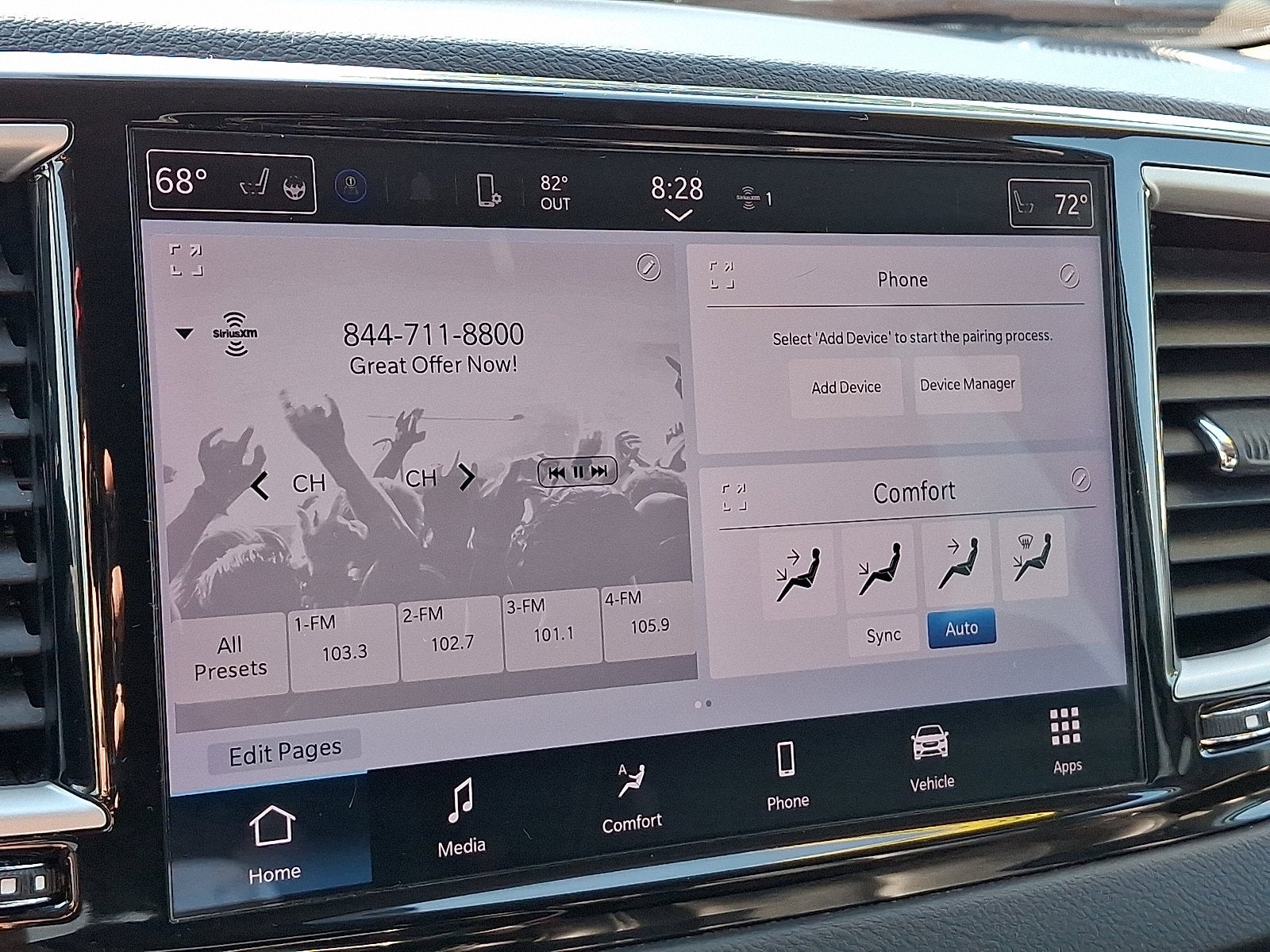 2024 Chrysler Pacifica Touring L