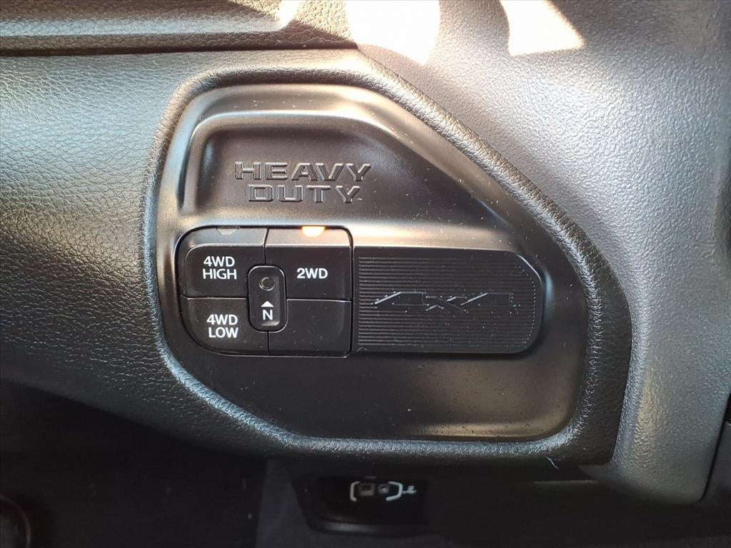 2021 RAM 2500 Big Horn Crew Cab 4x4 6'4' Box