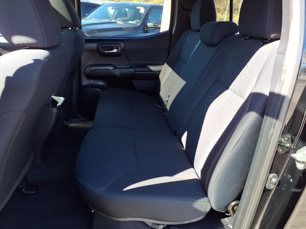 2016 Toyota Tacoma SR V6