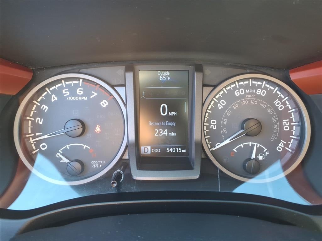 2016 Toyota Tacoma SR V6