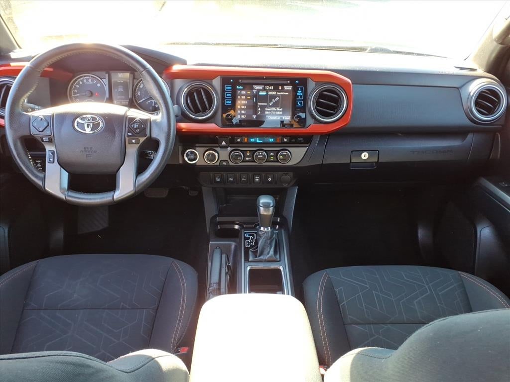 2016 Toyota Tacoma SR V6