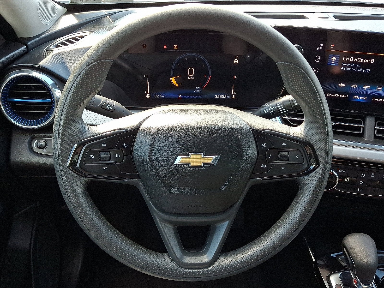 2025 Chevrolet Trax FWD LT