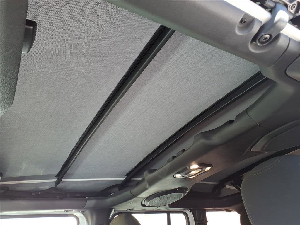 2022 Jeep Wrangler Unlimited Willys