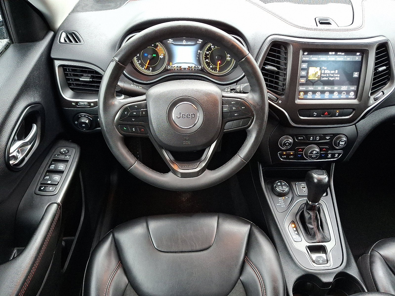2022 Jeep Cherokee Trailhawk