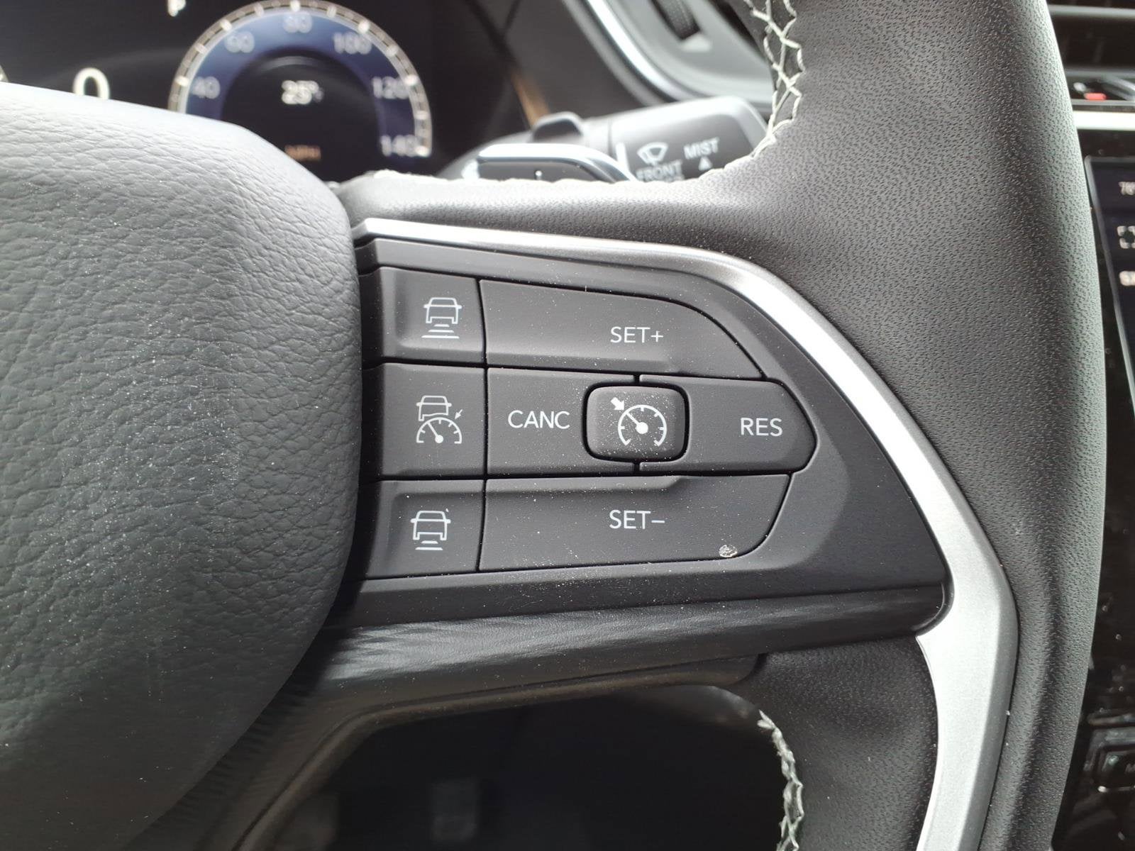 2026 Jeep Grand Cherokee Laredo X