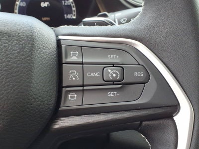 2026 Jeep Grand Cherokee Laredo