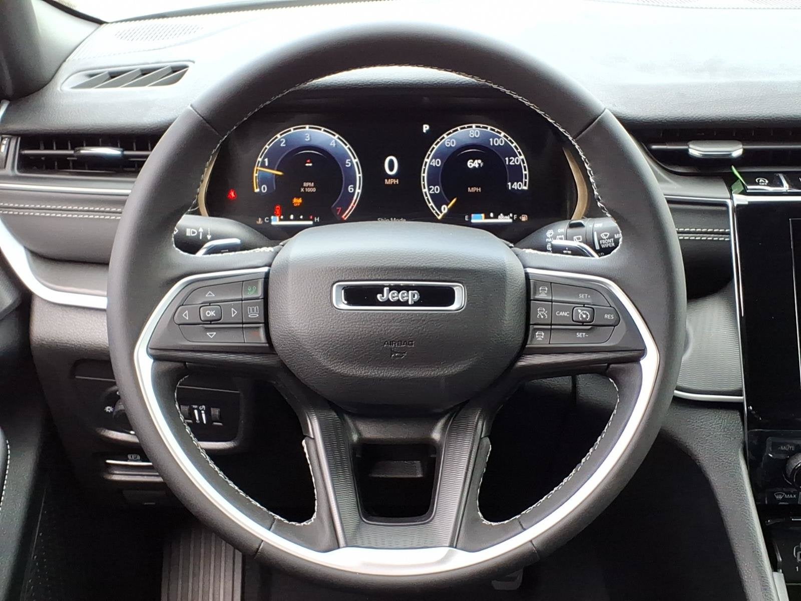 2026 Jeep Grand Cherokee Laredo