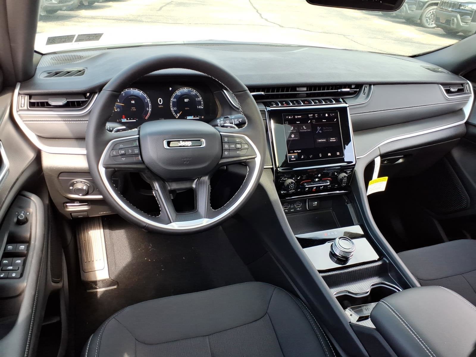 2026 Jeep Grand Cherokee Laredo X