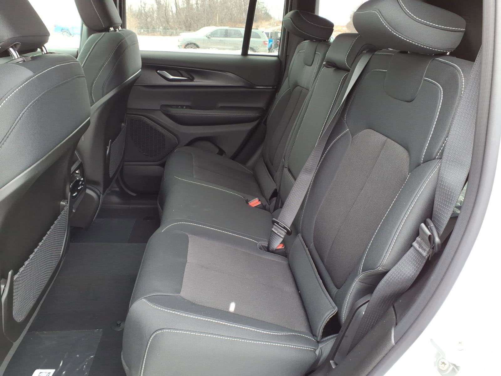 2026 Jeep Grand Cherokee Laredo X