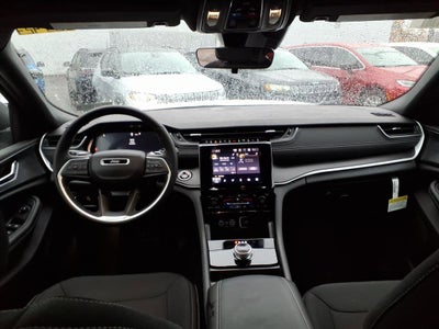 2025 Jeep Grand Cherokee Laredo X