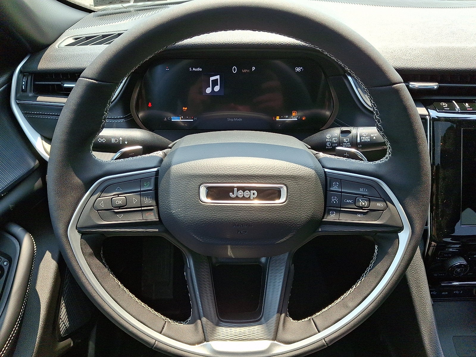 2026 Jeep Grand Cherokee Laredo X