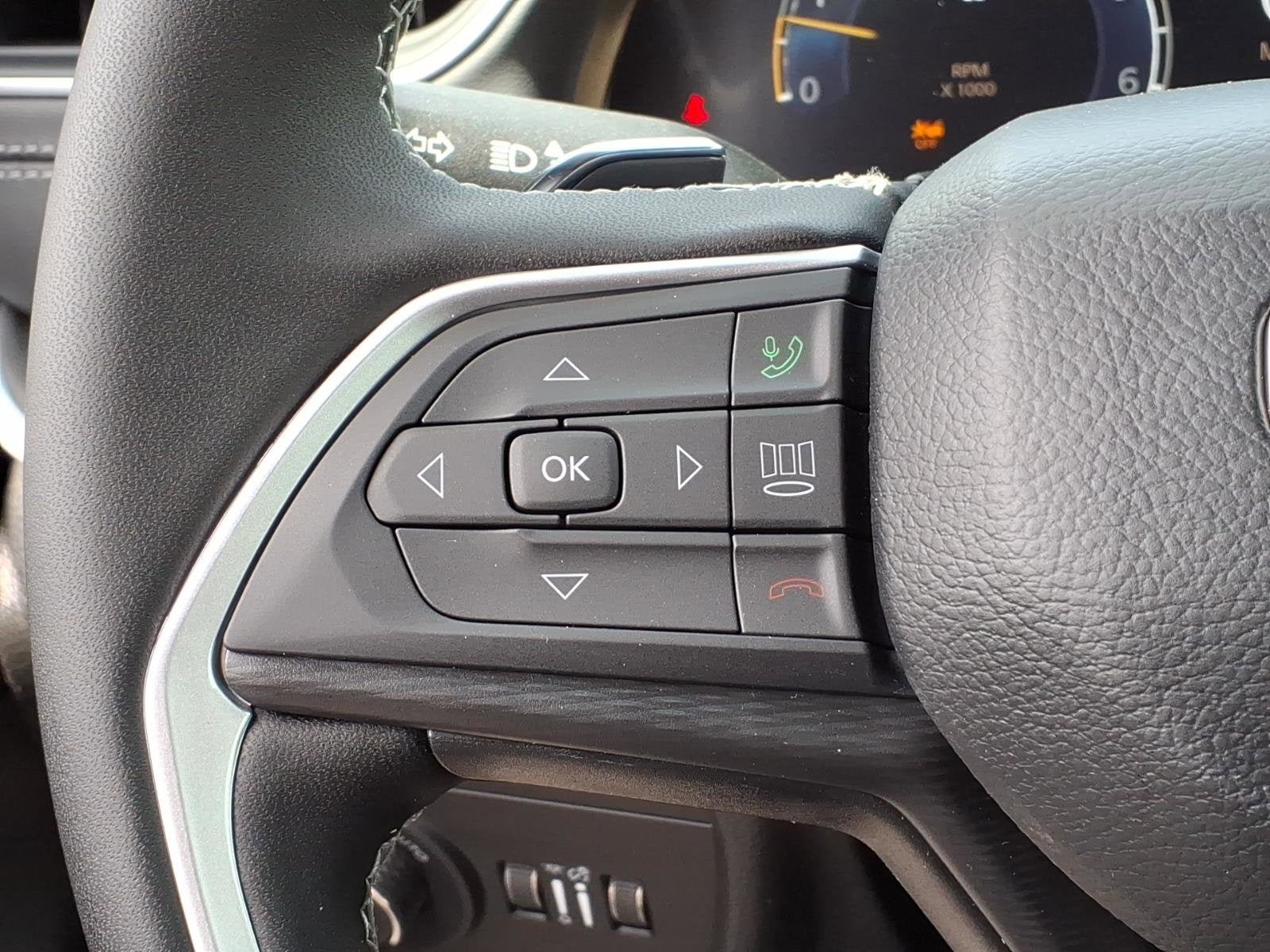 2026 Jeep Grand Cherokee Laredo