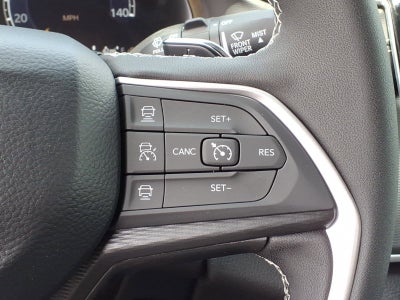2026 Jeep Grand Cherokee Laredo