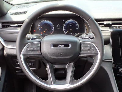 2026 Jeep Grand Cherokee Laredo