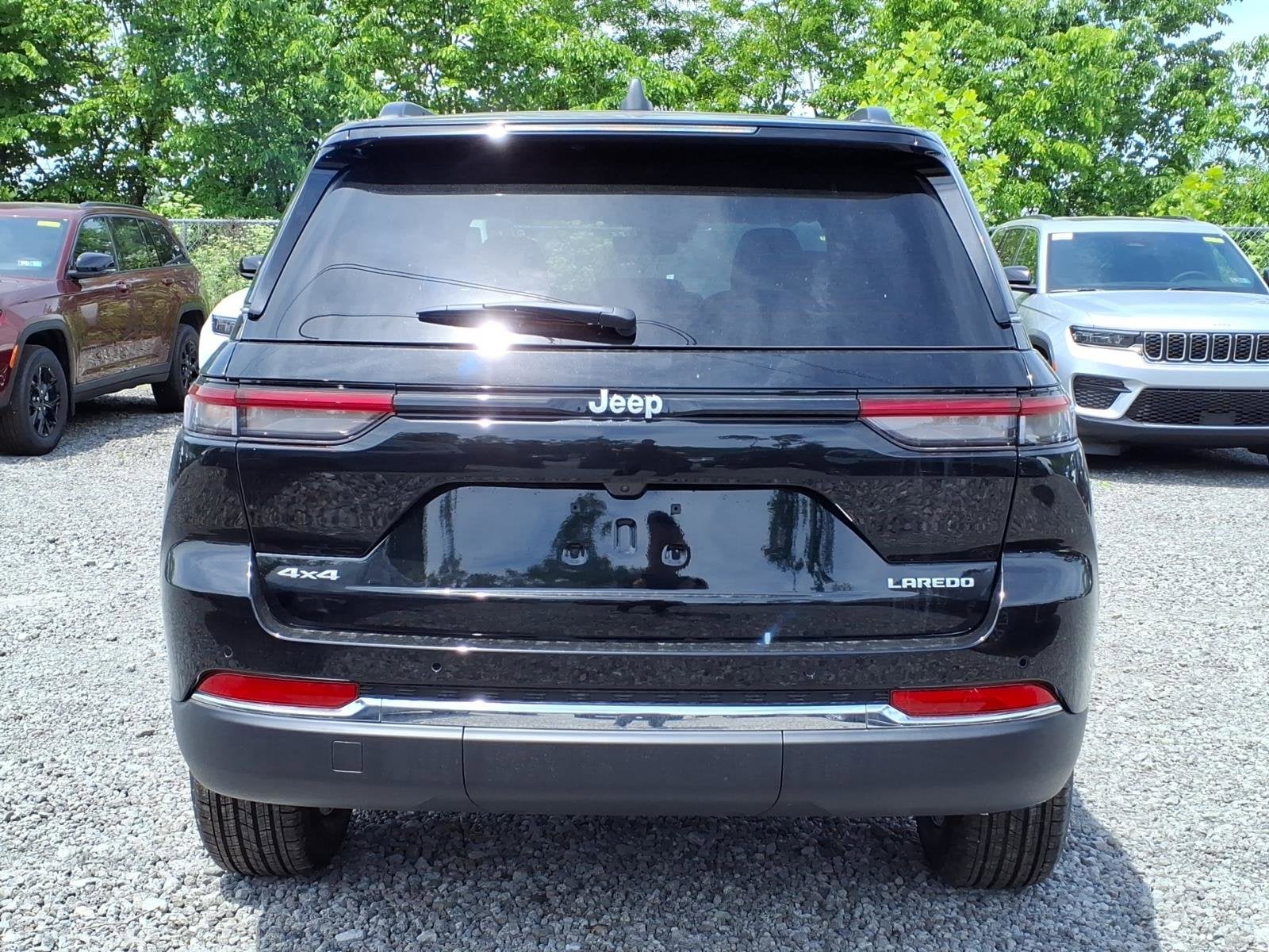2026 Jeep Grand Cherokee Laredo