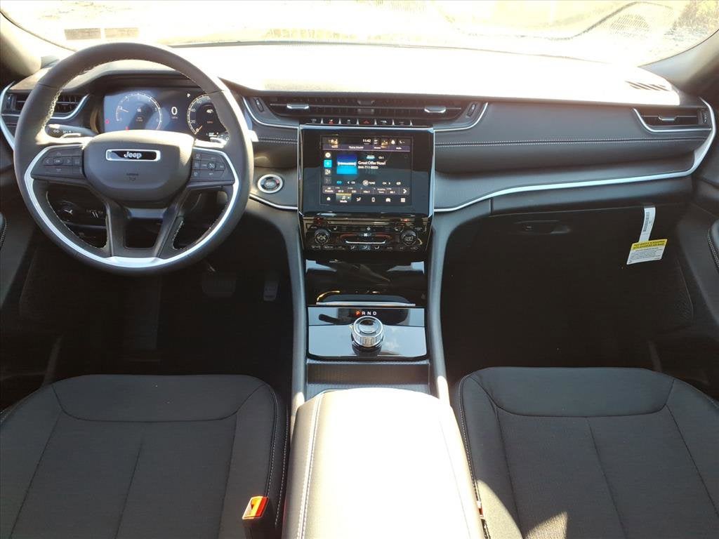 2025 Jeep Grand Cherokee Laredo X