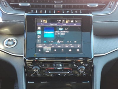 2025 Jeep Grand Cherokee Laredo X