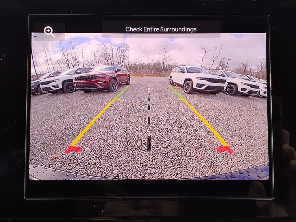 2025 Jeep Grand Cherokee Laredo X