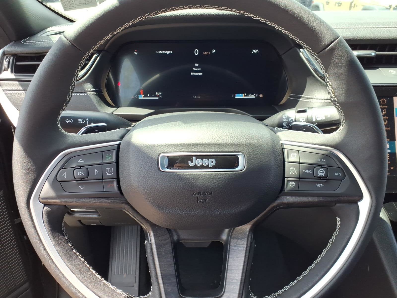 2026 Jeep Grand Cherokee Laredo Altitude