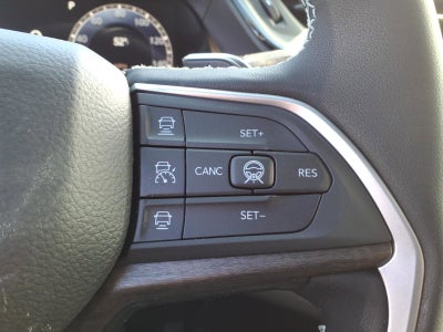 2026 Jeep Grand Cherokee Laredo Altitude