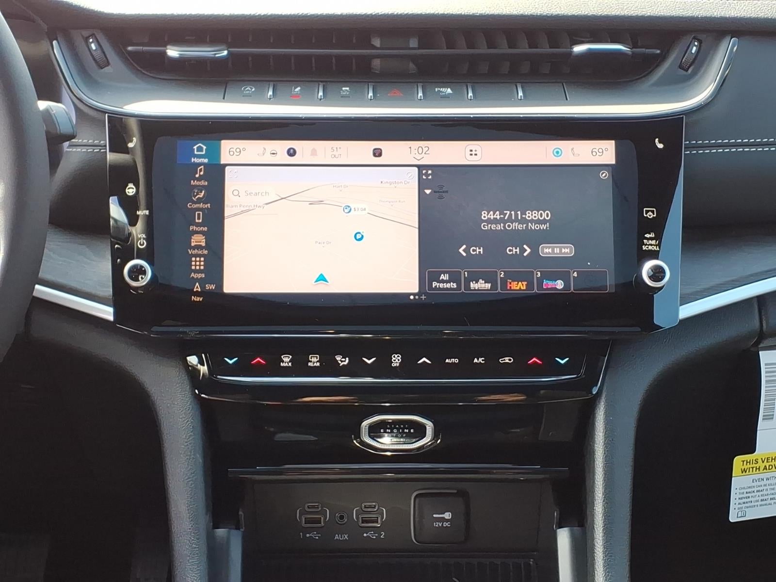 2026 Jeep Grand Cherokee Laredo Altitude