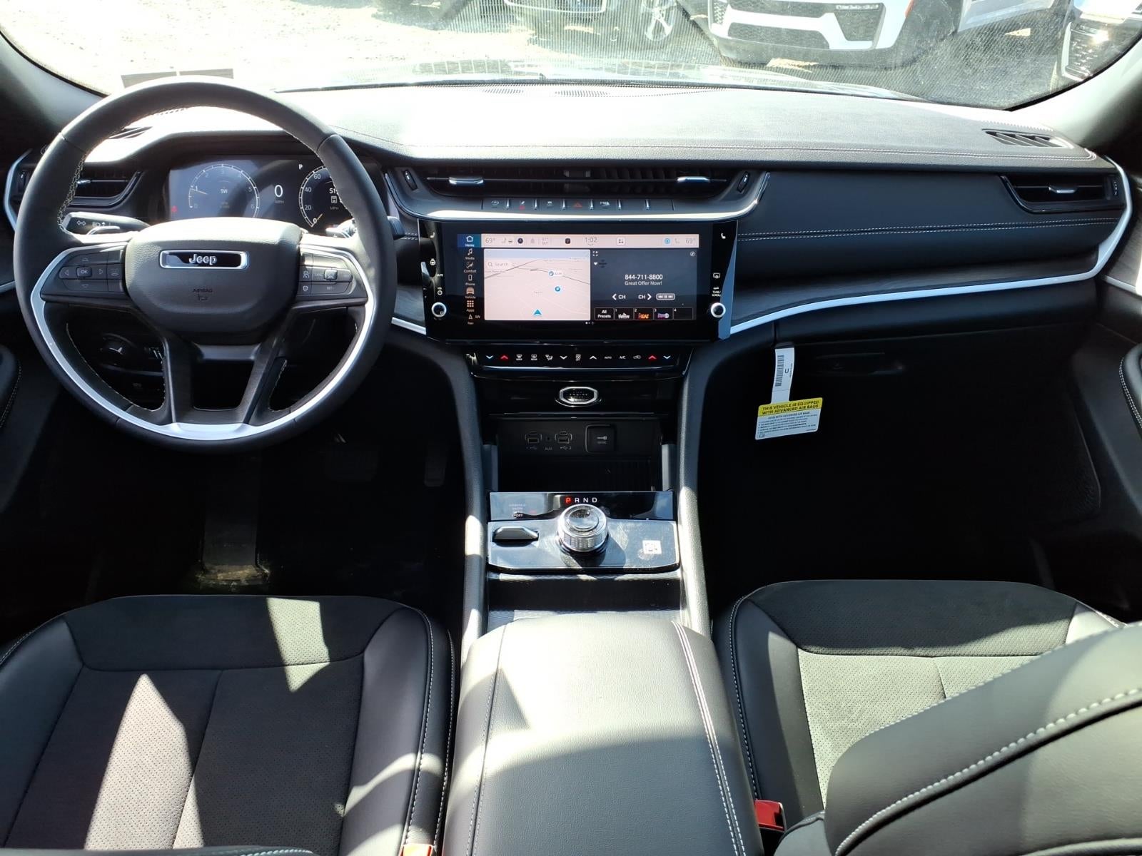 2026 Jeep Grand Cherokee Laredo Altitude