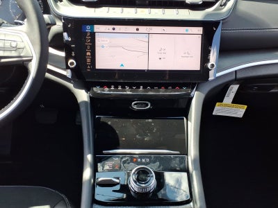 2026 Jeep Grand Cherokee Laredo Altitude