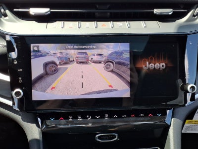 2026 Jeep Grand Cherokee Laredo Altitude