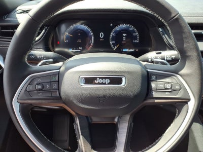 2026 Jeep Grand Cherokee Laredo Altitude
