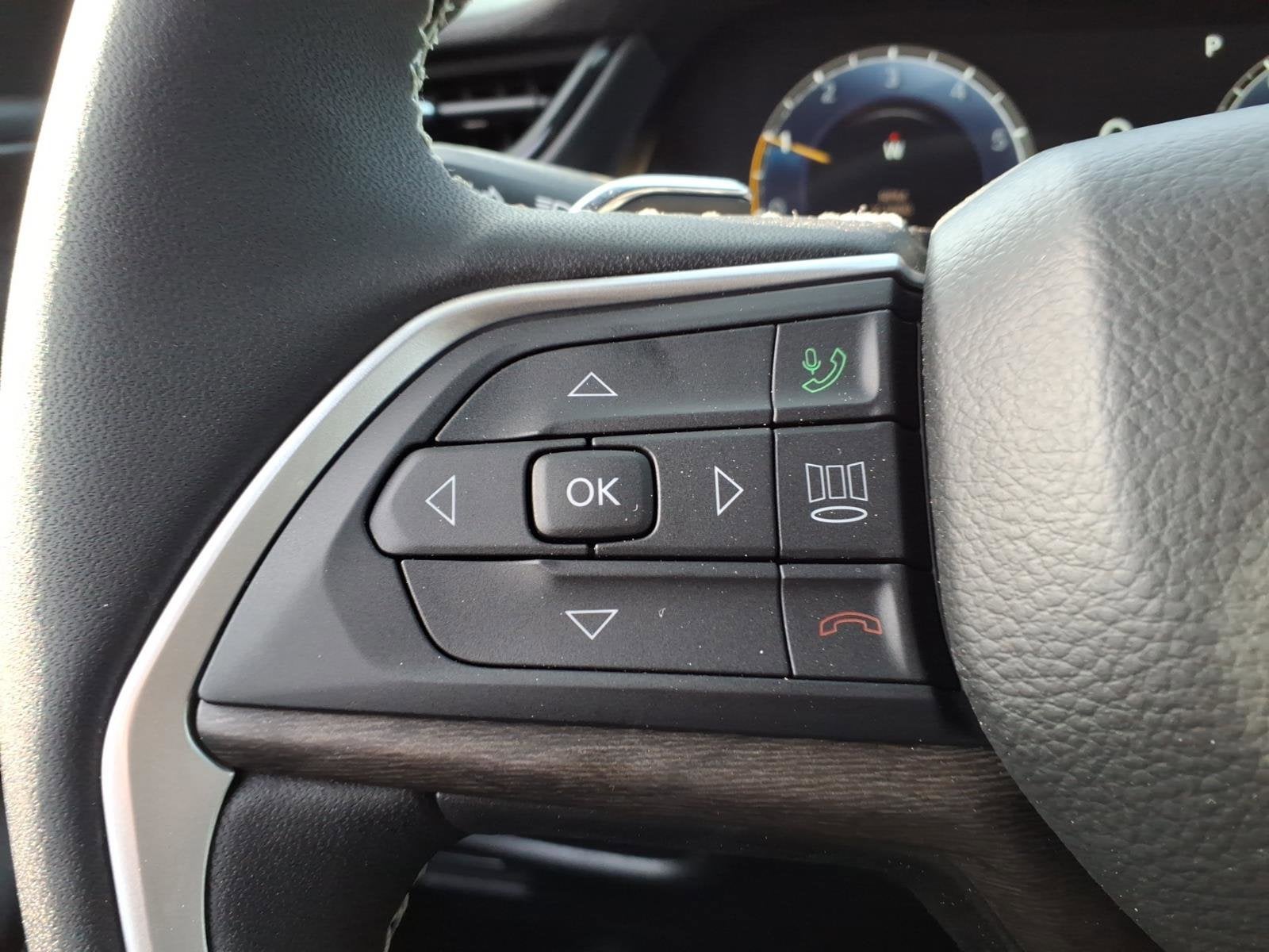 2026 Jeep Grand Cherokee Laredo Altitude