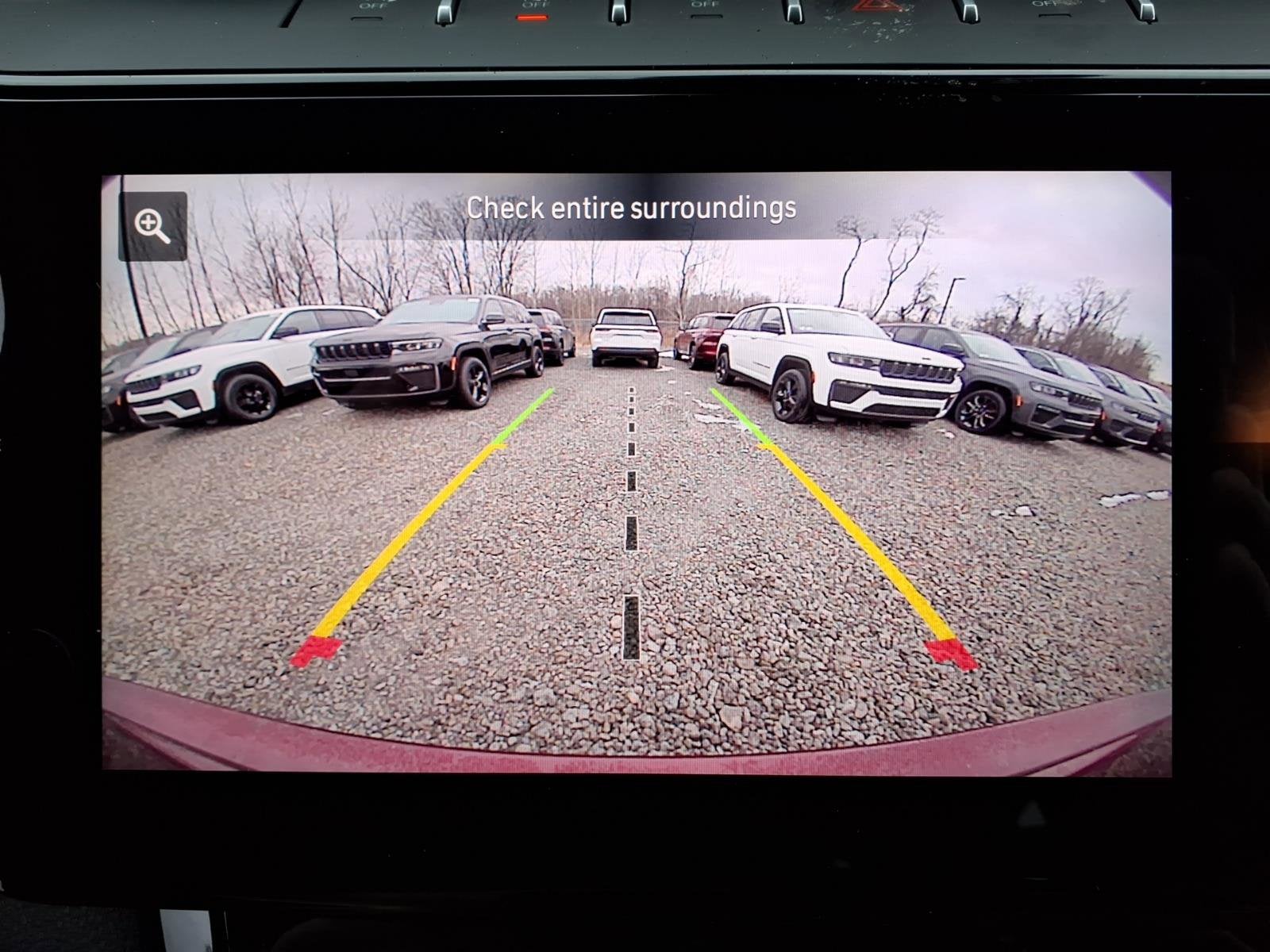 2026 Jeep Grand Cherokee Laredo Altitude