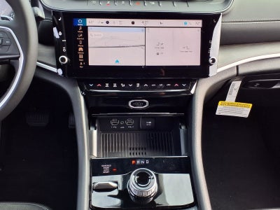 2026 Jeep Grand Cherokee Laredo Altitude