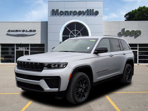 2026 Jeep Grand Cherokee Laredo Altitude